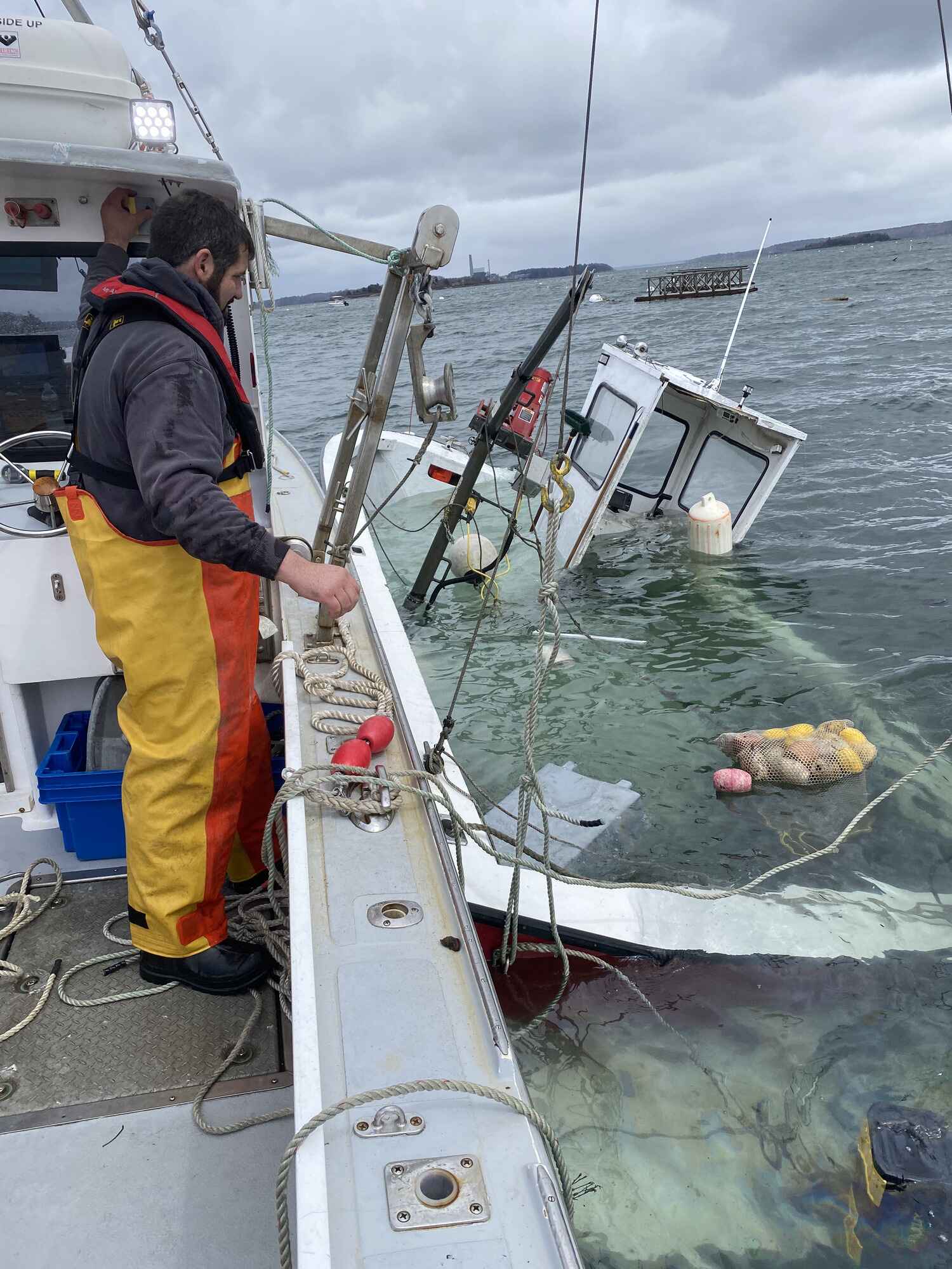 Refloating of the chaulk determination, Marine Salvage